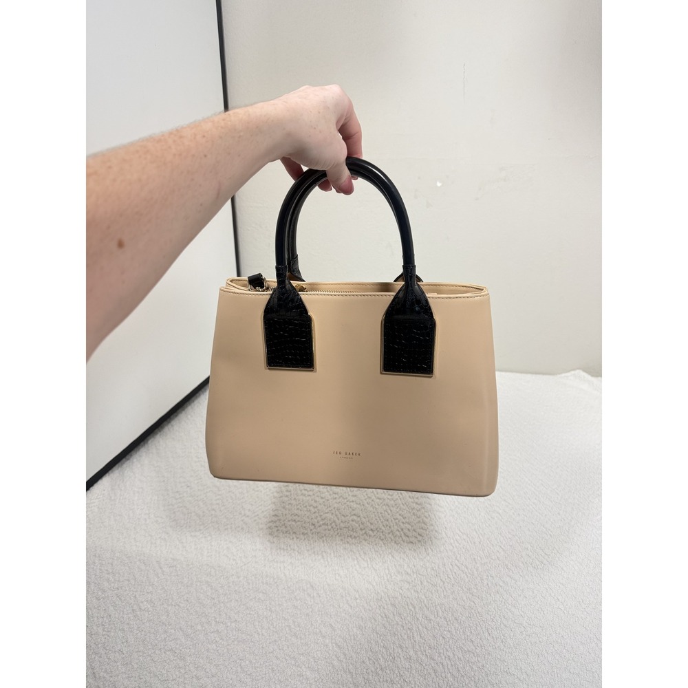 Ted Baker London Beige Black Structured Tote Handbag Purse Gold Hardware